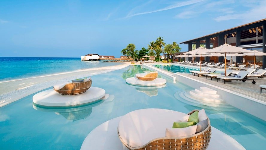 The Westin Maldives Miriandhoo Resort - Hotéis - Turvicam